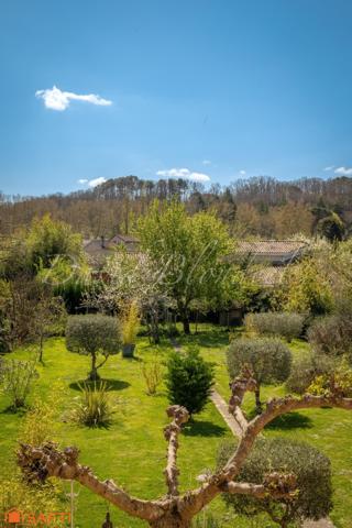 Maison en pierre - Quartier calme