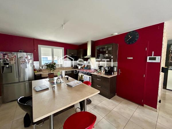 Maison 4 chambres plain-pied jardin garage piscine