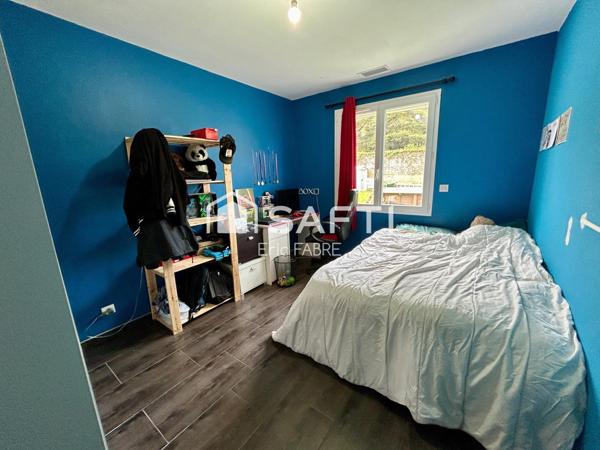 Maison 4 chambres plain-pied jardin garage piscine