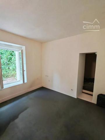 Maison de 68 m² dans un quartier calme de la commune de Saint-Ouen.