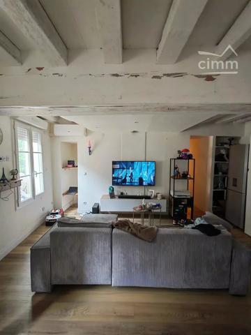 Maison de 68 m² dans un quartier calme de la commune de Saint-Ouen.