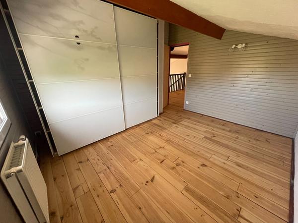 Appartement Pollionnay 6 pièce(s) 113 m2