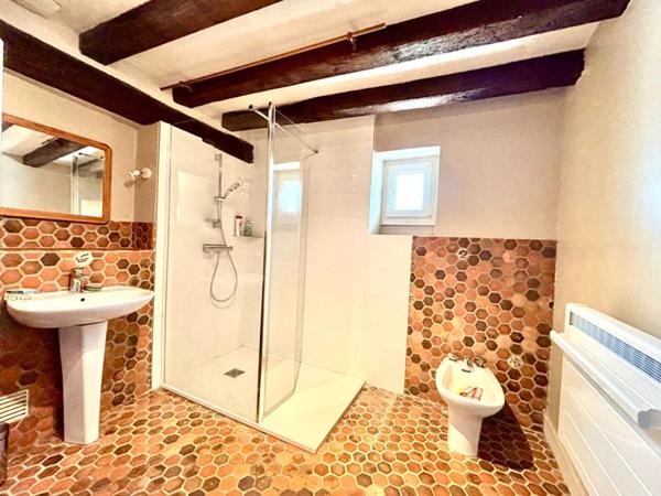 Longère de caractère 7 pièce(s) 206 m2 - 3 biens distincts