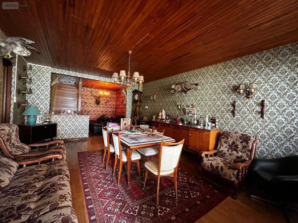 Maison rurale à vendre à Saints-Geosmes en Haute-Marne (52200), ref : SGML115836