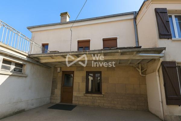 Maison spacieuse en plein cœur de Vouziers – 4 chambres, bureau, garage, cour, cave voûtée et grenier