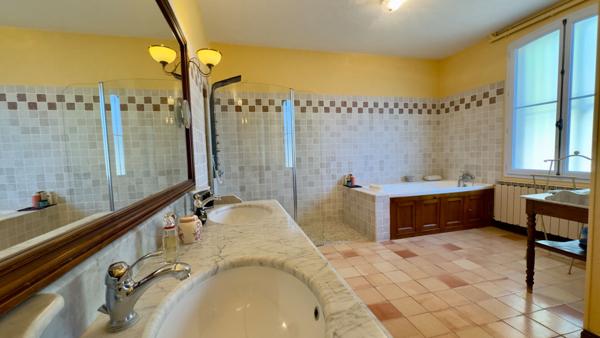 Maison de charme, véritable oasis de calme au coeur des vignes