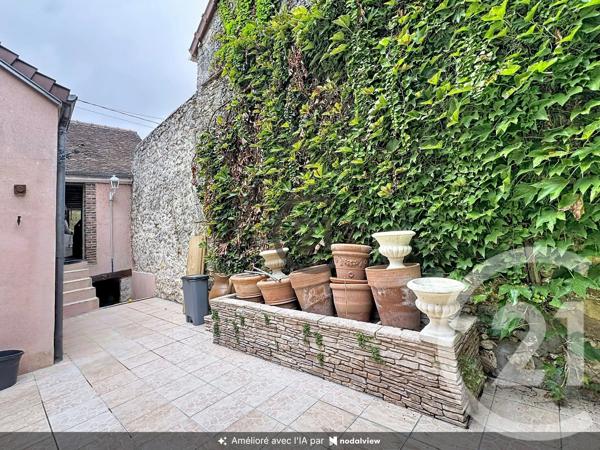 Immeuble à vendre  202,40 m 2   SOURDUN  - 77
