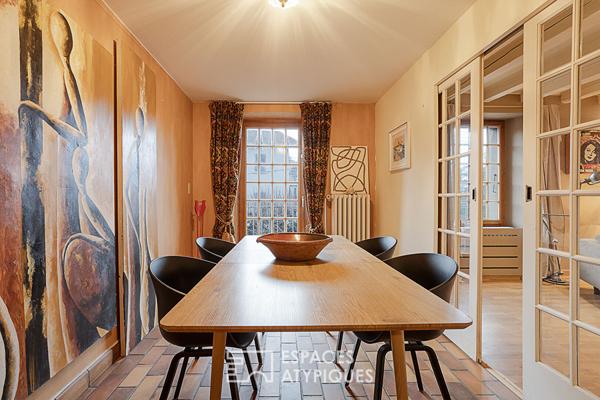 Ancienne demeure bénédictine du XIX siècle avec jardin et annexes