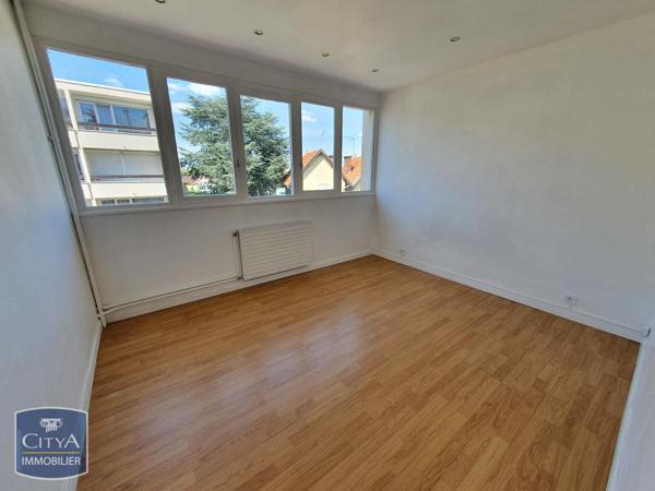 Appartement à louer 2 pièces 49.74m²