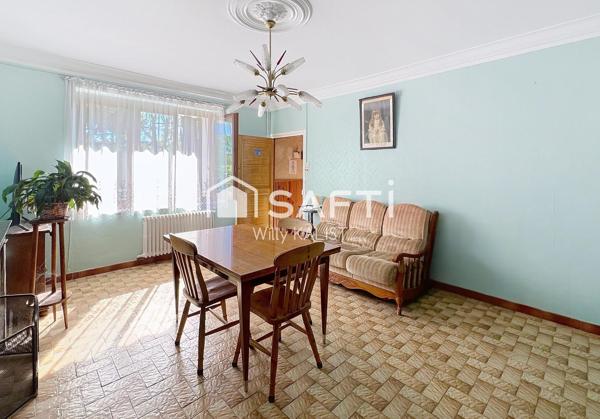 Pavillon PLAIN-PIED de 80m², 3 Ch, 2 Garages, 1381m² de Terrain