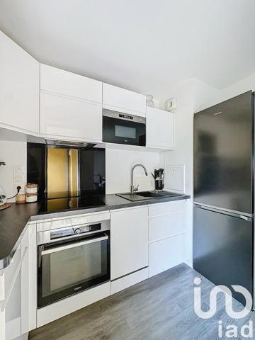 Appartement 3 pièces de 61 m² à Neuilly-sur-Marne (93330)