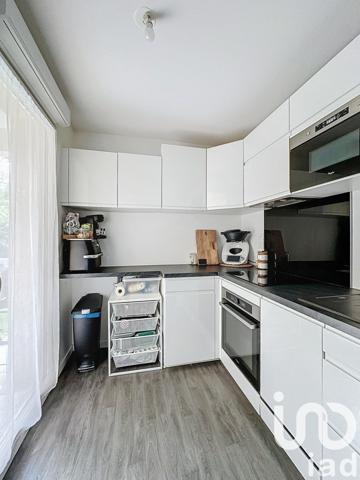 Appartement 3 pièces de 61 m² à Neuilly-sur-Marne (93330)