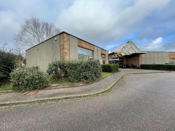 Bureaux à louer à MONT SAINT AIGNAN 76130