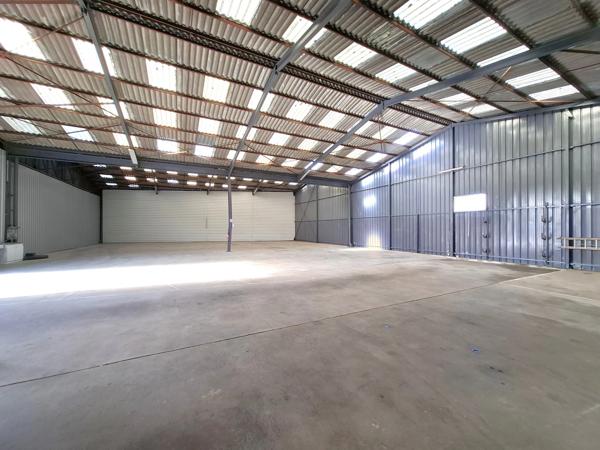 Entrepôt/local/bureau à vendre FLERS (61)