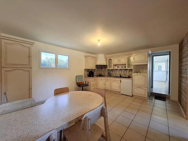 Entrepôt/local/bureau à vendre FLERS (61)
