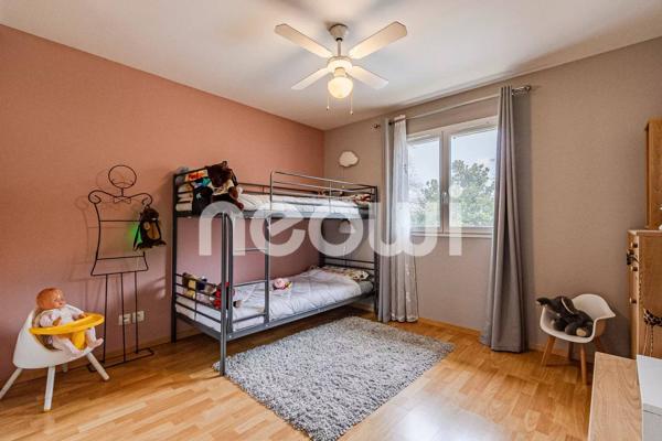 VILLA  205 M² AVEC PISCINE ET PARC AMENAGE
