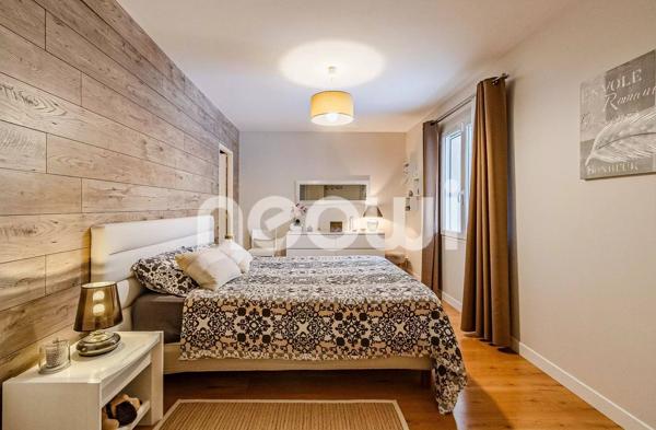 VILLA  205 M² AVEC PISCINE ET PARC AMENAGE