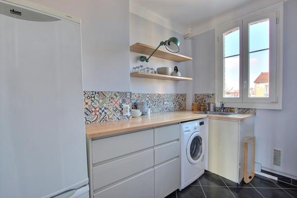 Appartement
         2 pièces
        - 37 m² Exclusivité 270 000 €*