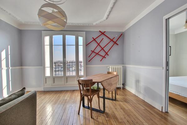 Appartement
         2 pièces
        - 37 m² Exclusivité 270 000 €*