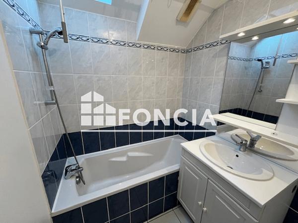 Location Appartement 2 pièces 47.81 m² - 4 RUE ALAIN LEGRAND Plescop 56890