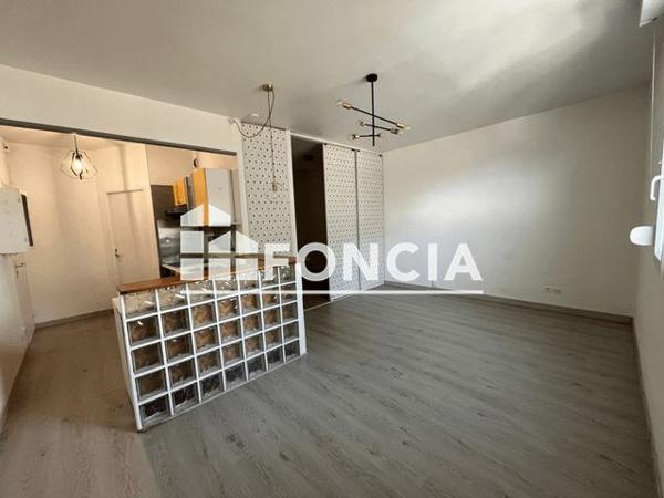 Location Appartement 2 pièces 34.83 m² - 120 AVENUE BOLLEE Le Mans 72000