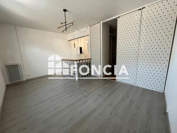 Location Appartement 2 pièces 34.83 m² - 120 AVENUE BOLLEE Le Mans 72000