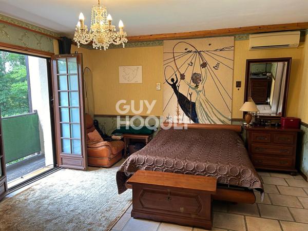 Villa avec piscine et tennis