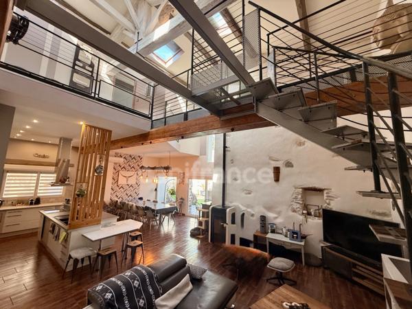 Loft exceptionnel 170m2 habitables 4 chambres, 1 garage et jardin à 20km de Carcassonne