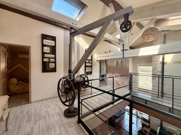 Loft exceptionnel 170m2 habitables 4 chambres, 1 garage et jardin à 20km de Carcassonne