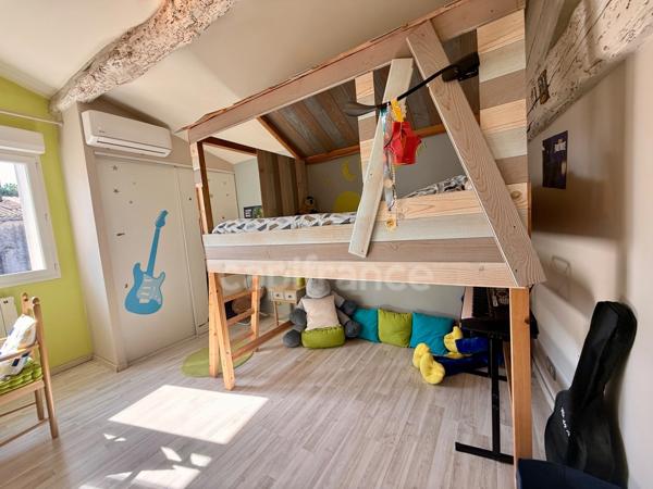 Loft exceptionnel 170m2 habitables 4 chambres, 1 garage et jardin à 20km de Carcassonne