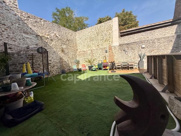 Loft exceptionnel 170m2 habitables 4 chambres, 1 garage et jardin à 20km de Carcassonne