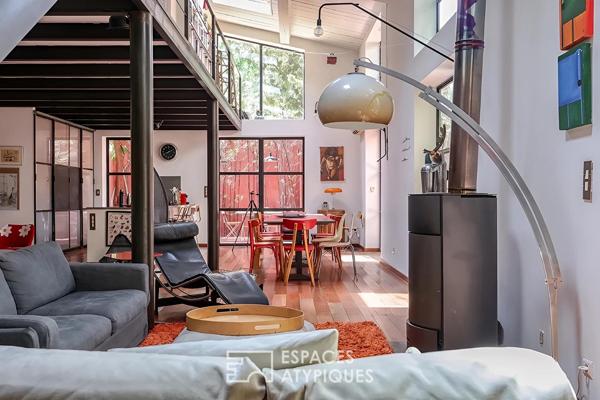 Loft en duplex avec patio