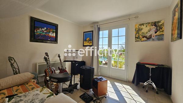 Maison 5 pièces - 132 m² Exclusivité efficity