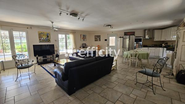 Maison 5 pièces - 132 m² Exclusivité efficity