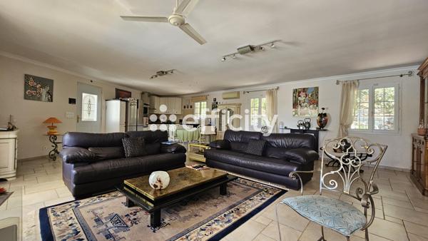 Maison 5 pièces - 132 m² Exclusivité efficity