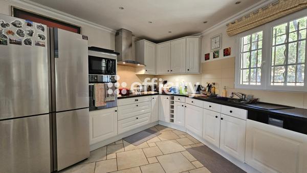 Maison 5 pièces - 132 m² Exclusivité efficity