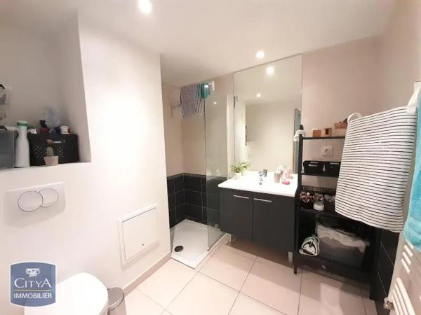 Appartement à louer 1 pièce 38.35m²