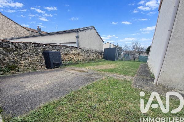 Maison à vendre 6 pièces 95 m² La Rochefoucauld-en-Angoumois