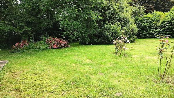 A VENDRE Locronan propriété, maison de maître et maison de garde