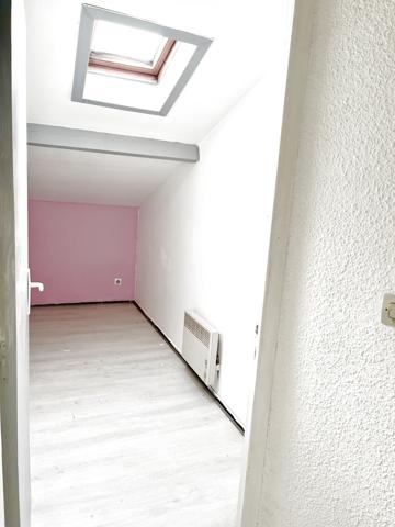 Saint-Gély-du-Fesc (34980) Au centre de Saint Gely du Fesc vaste T2 bis