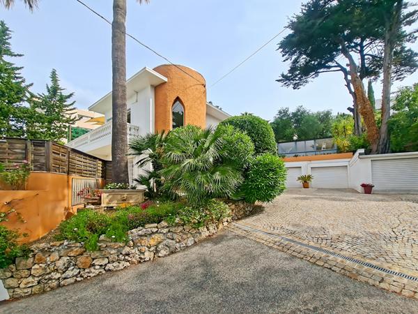 Maison Le Cannet Mairie 5 pièces 200 m² - Terrain 1350m² - Vue mer - Piscine - Jardins et terrasses exotiques