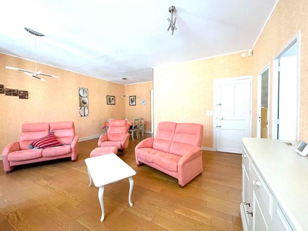 Maison Angers 11 pièce(s) 161 m2