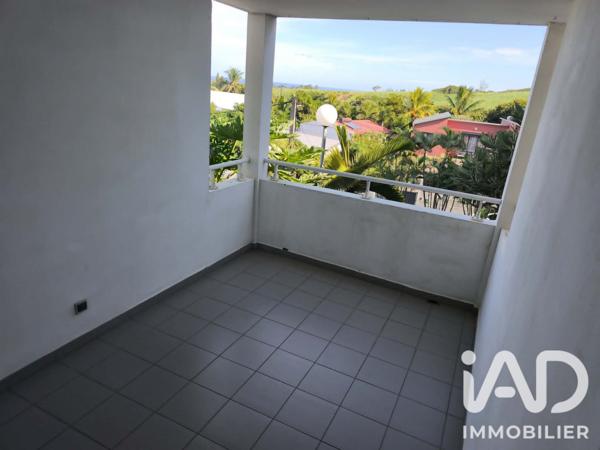 Location appartement 2 pièces 50 m² Saint-Pierre