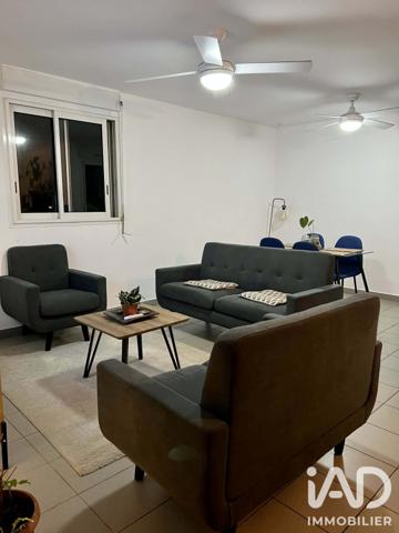 Location appartement 2 pièces 50 m² Saint-Pierre