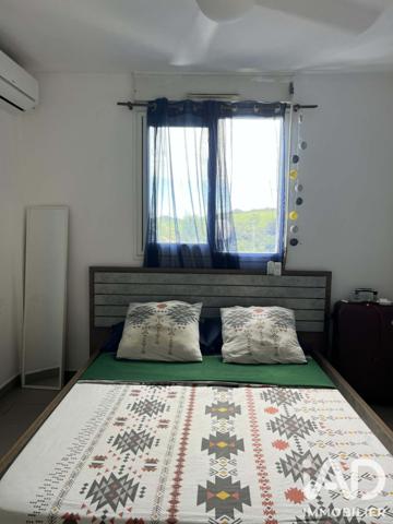 Location appartement 2 pièces 50 m² Saint-Pierre