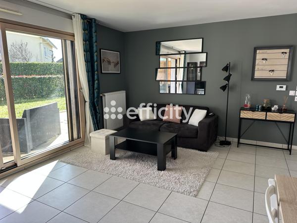 Appartement 2 pièces - 53 m² Exclusivité efficity