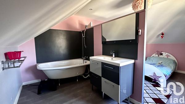 Maison à vendre 6 pièces 130 m² Roche-lez-Beaupré