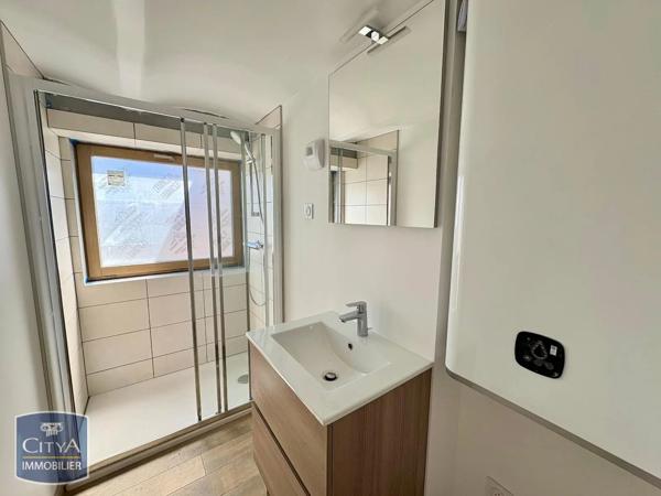 Appartement à louer 3 pièces 53.41m² Roanne (42300)