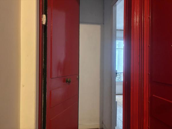 Métro Alexandre Dumas - appartement de 2 pièces