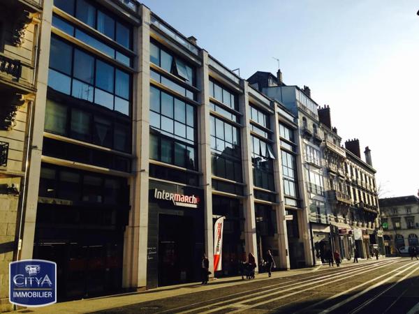 Parking à vendre 10m²